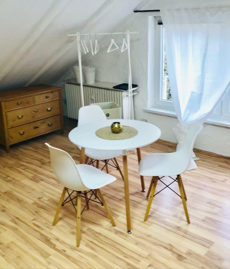 Studio Apartment In Direkter Naehe Zur Uniklinik Homburg Гомбург Екстер'єр фото